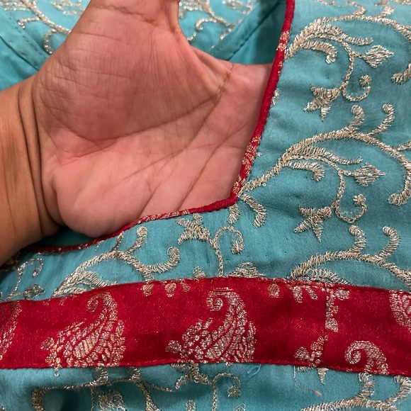 Embroidered Pakistani Suit in Turquoise Green and Silver Threads - Picture 3 of 10